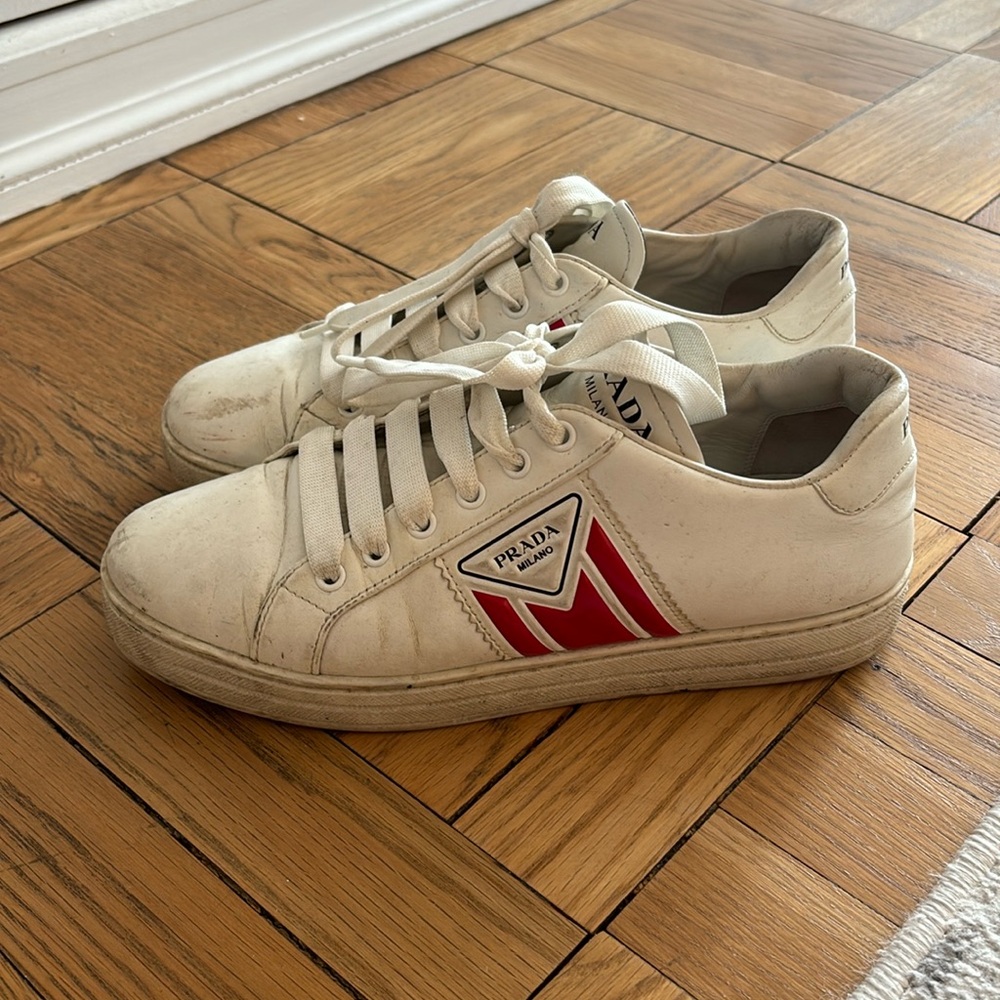 Prada sneakers size 40